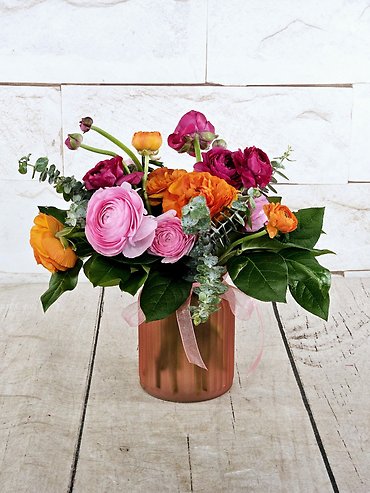 Ranunculus Vase