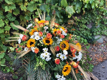 Sunflower casket cover
