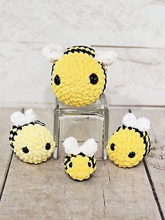 Plushie Bee